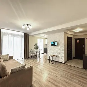 Artal On Obolonskyi Avenue 16a, 2 Bedroom Киев